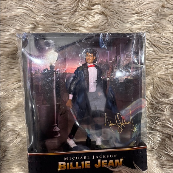 Michael Jackson Billie Jean Collection Doll - Picture 2 of 7
